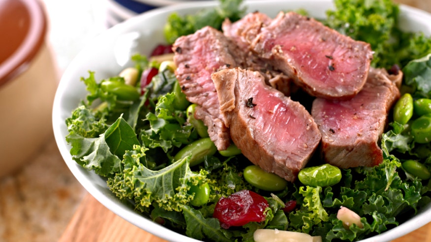 Paleo diet salad istock.jpg